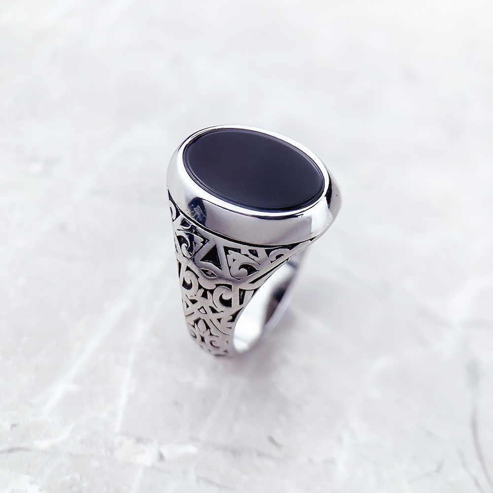 Black Oval Signet Ring Europe  – Signet Ring Men Bewertung und Preis
