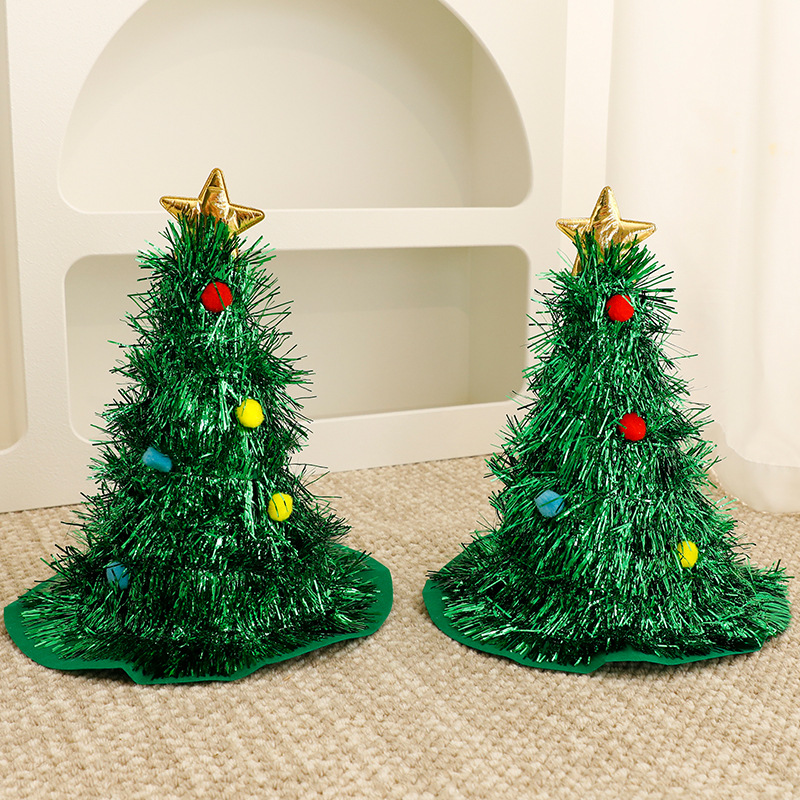 Christmas Hat with Small Tree  – Men Accessories Photos Bewertung und Preis