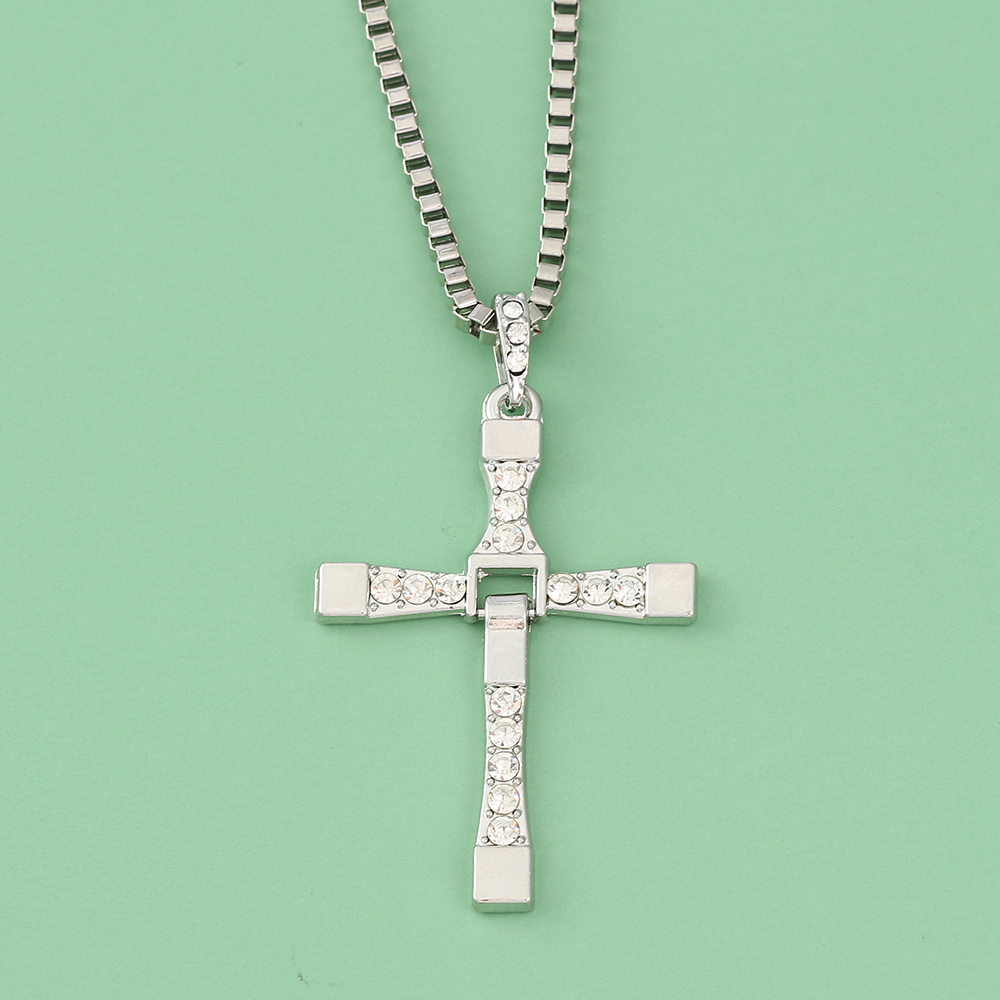 Fashion Punk Rhinestone Cross  – Men Accessories Style Bewertung und Preis